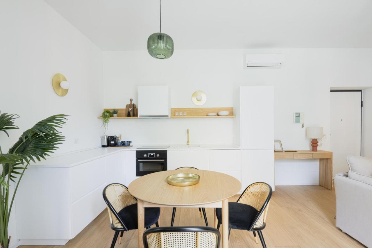 Easylife - Romantico Appartamento Sui Navigli Milánó Kültér fotó